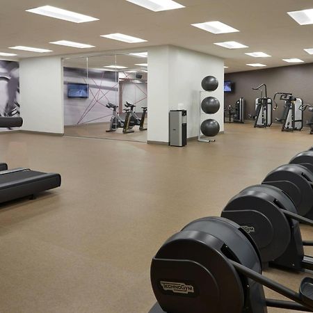 Toronto Marriott City Centre Hotel Екстер'єр фото