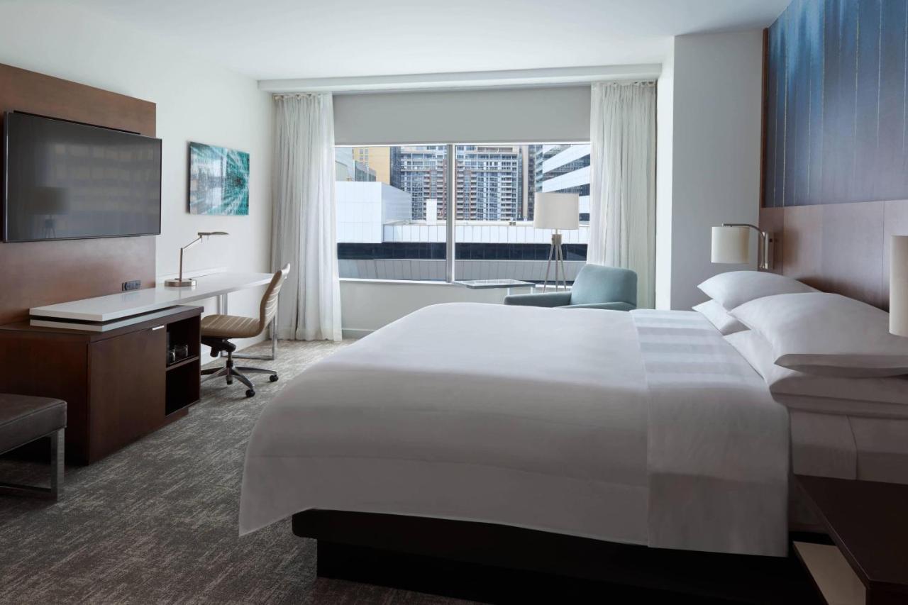 Toronto Marriott City Centre Hotel Екстер'єр фото