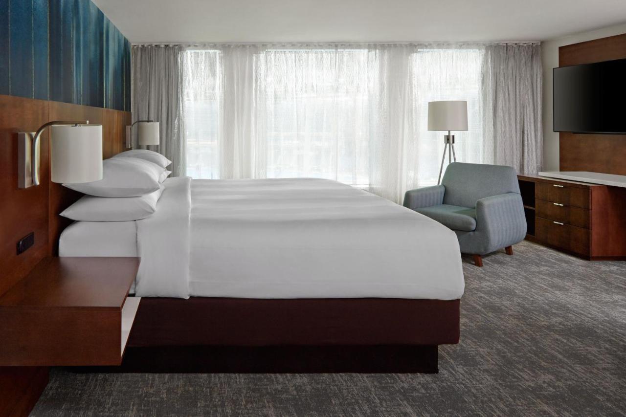 Toronto Marriott City Centre Hotel Екстер'єр фото