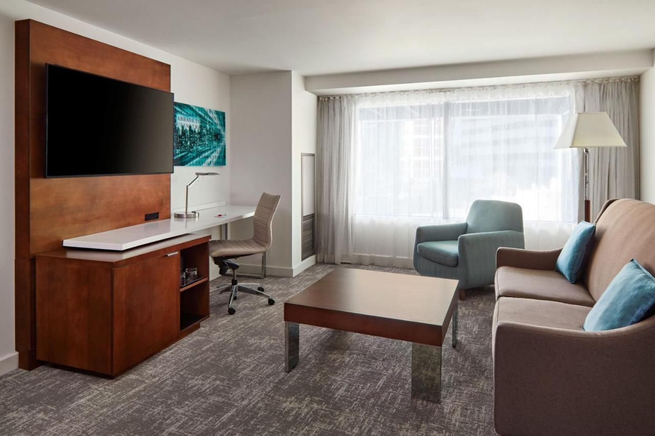 Toronto Marriott City Centre Hotel Екстер'єр фото