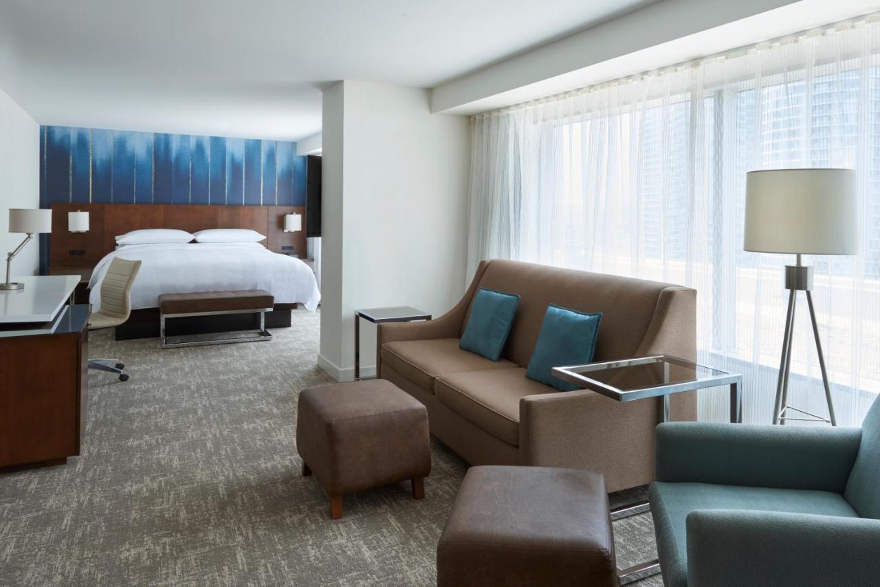 Toronto Marriott City Centre Hotel Екстер'єр фото
