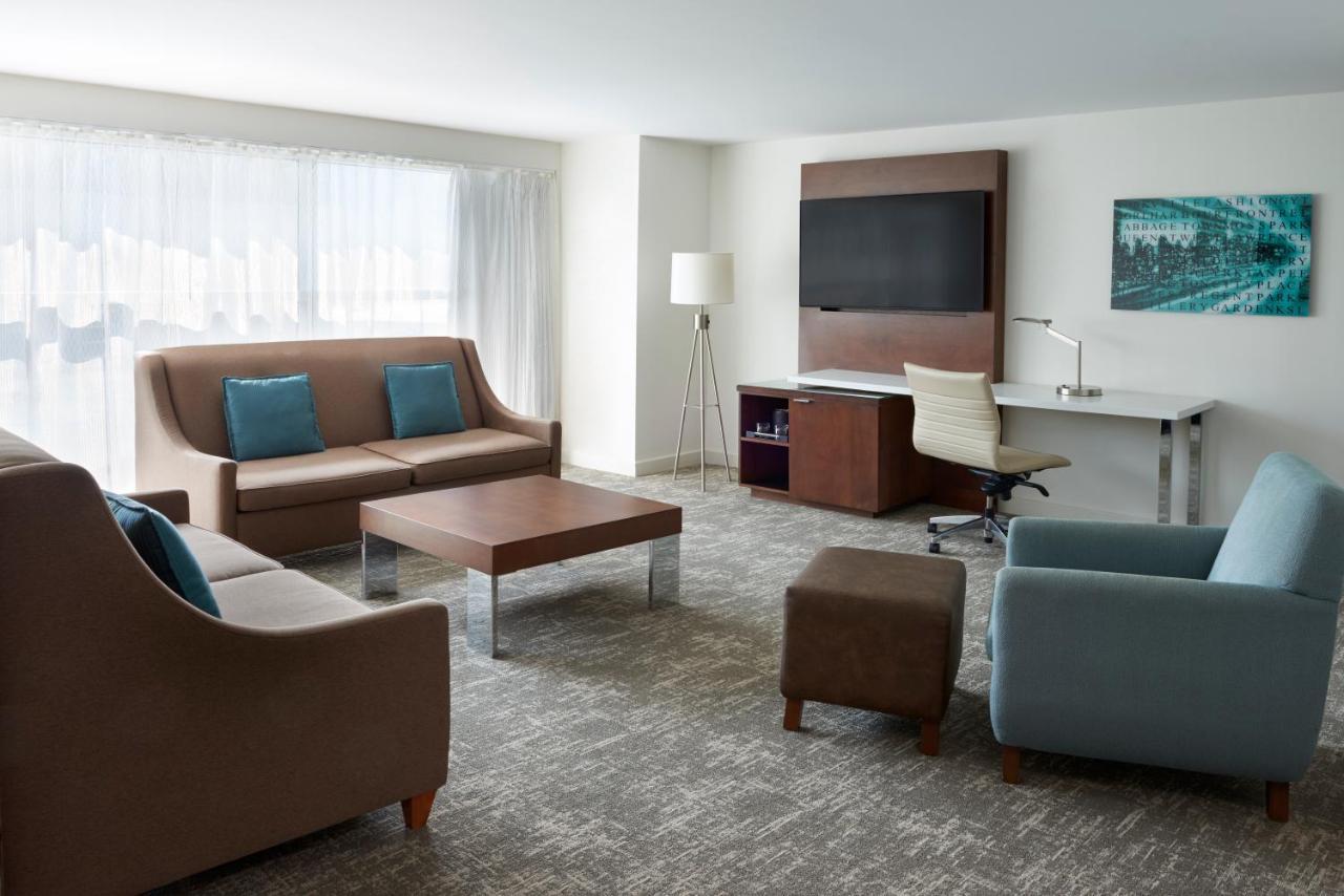 Toronto Marriott City Centre Hotel Екстер'єр фото